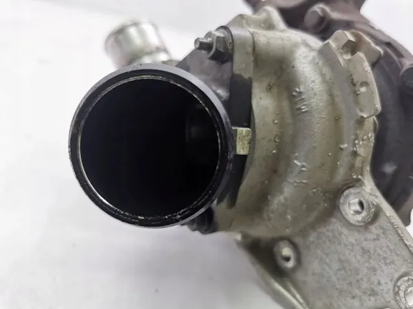 Turbo Toyota Auris 150 2012 OEM 172010N042 image 5