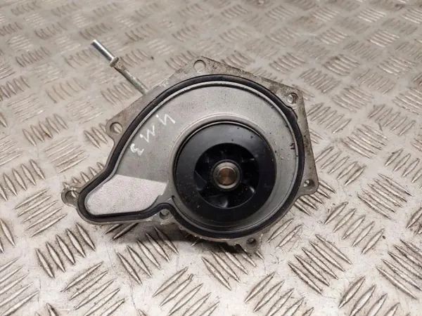 Pompe à eau OEM 06E121016 pour Audi Q5 (8R) 2013 image 3