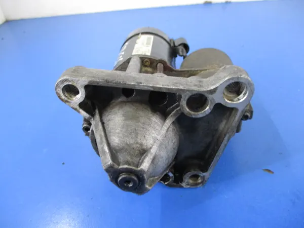 Arrancador Renault Megane Scenic Valeo D6RA133 image 2