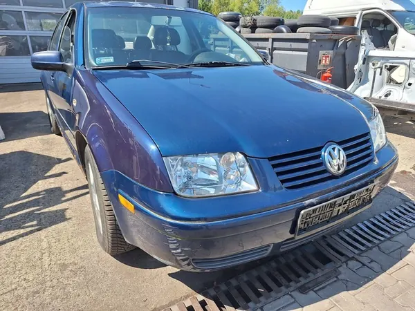 VW JETTA BORA GOLF 2.0 BENSIINI 115HV AZG AVH image 5