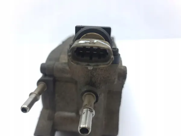Filtro de combustível Jeep Grand Cherokee 2013 OEM AMD183143 image 4