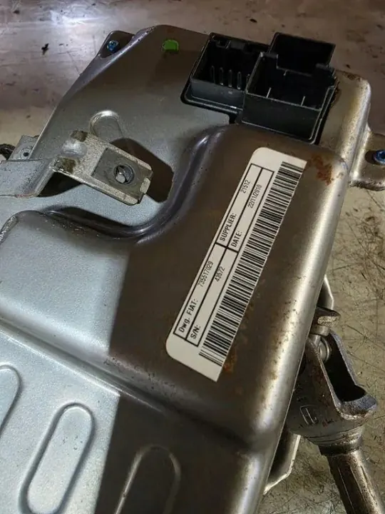 Elkraftstyrpump Ford Ka MK2 OEM 735517029 image 3