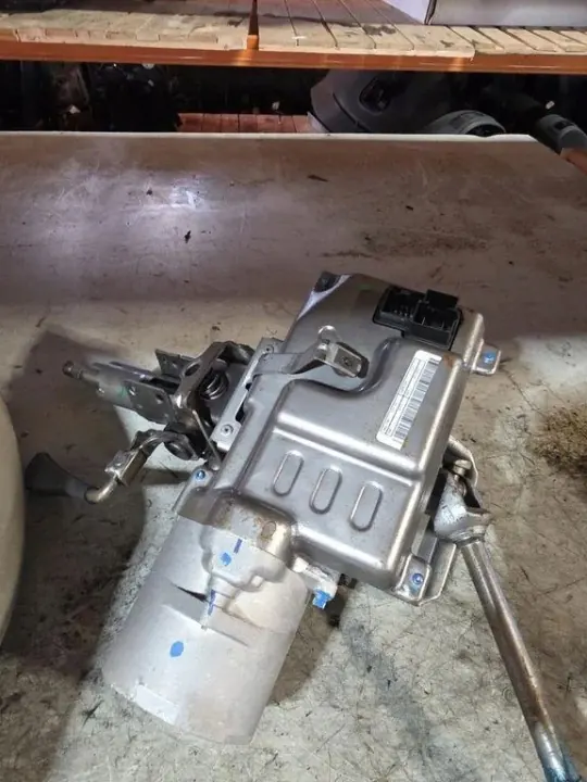 Elkraftstyrpump Ford Ka MK2 OEM 735517029 image 4