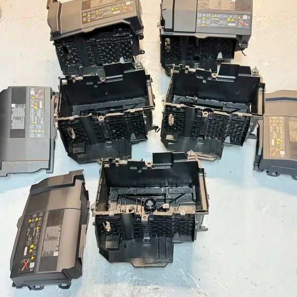 Batterilock Nissan Primastar NV300 OEM 244465684R image 2