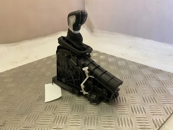 Levier de vitesse Volvo XC90 2018 OEM 31437466 - Occasion image 8