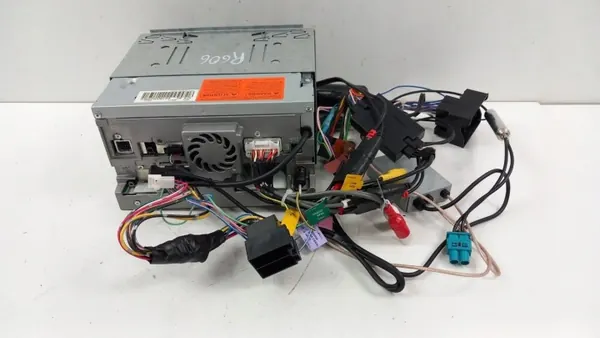 Radio Navigation Pioneer AVIC-F930BT OEM R606 image 4