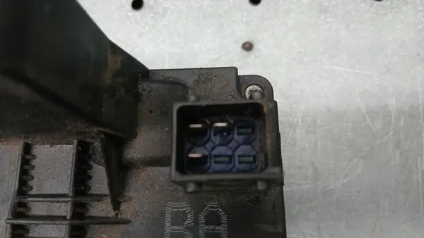 Bakre vänstra dörrlås OPEL ASTRA G SEDAN 90561157 image 3