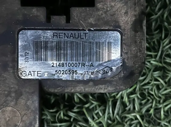 Renault Master III tuulettimen kotelo OEM 214814659R image 3