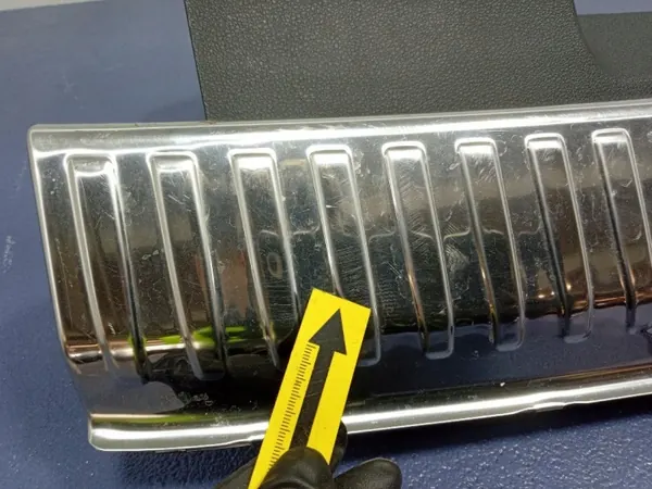 Protège-siege coffre Audi SQ8 Q8 OEM 4M8864483A image 4
