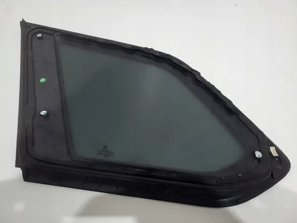 VW Touareg III Heckrechte Dunkle Scheibe OEM 760845298 image 4