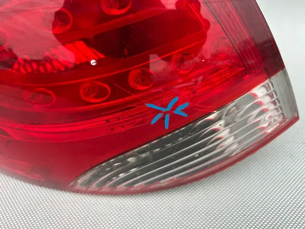 HYUNDAI ix35 2010-2013 Luz Trasera Izquierda 924012S020 image 2