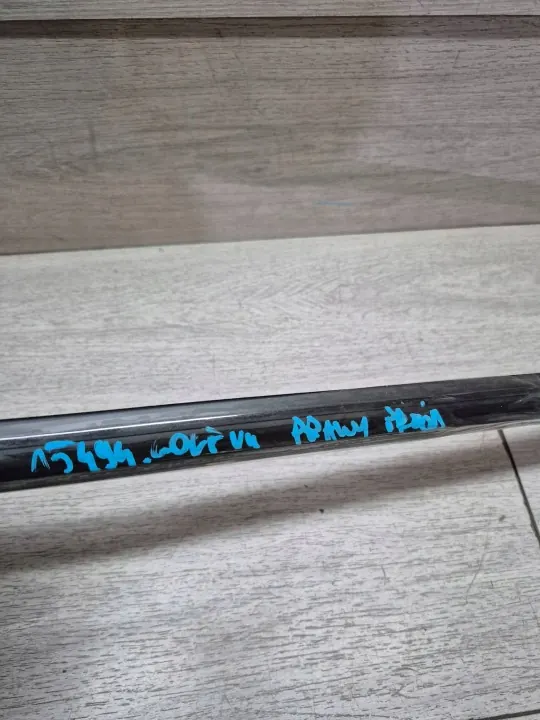 OEM 5G4837478D Tira raspante delantera derecha Golf VII image 5