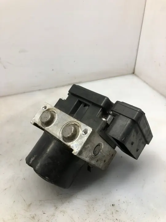 Controlador Bomba ABS OEM 06.2109-5608.3 Usado image 4