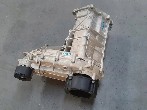 VW Touareg 7P Caja de transferencia NMU 0BU341011Q image 5