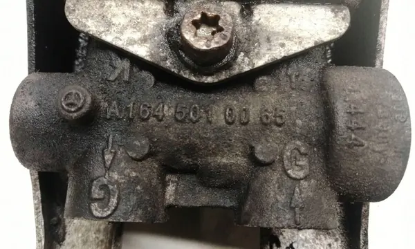 Oliekoeler Mercedes ML W164 4.0 A1645000100 image 3