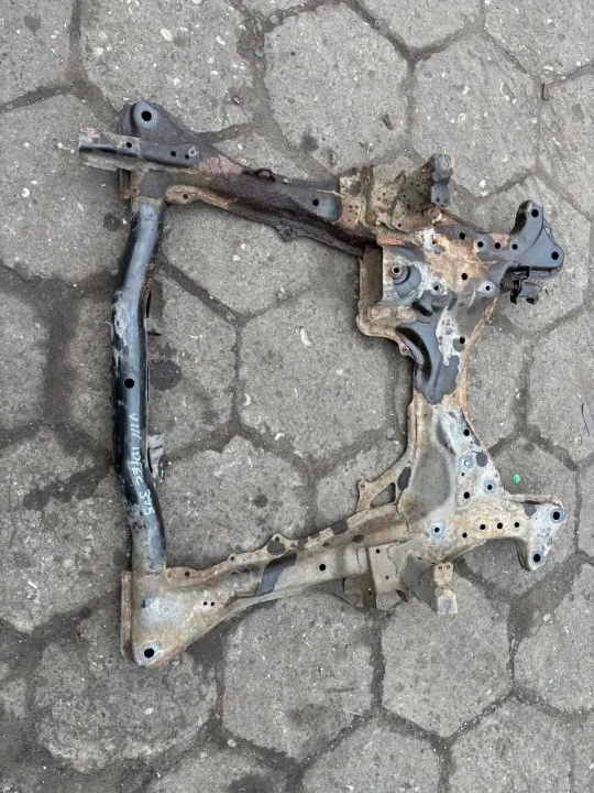 Honda CR-V III 2.2 i-DTEC Etumoottorituki 06-12 image 3