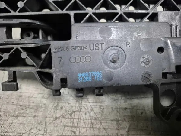 Oikea etuulkokahva Audi A8 III (2010- ) 4H0837886 image 4