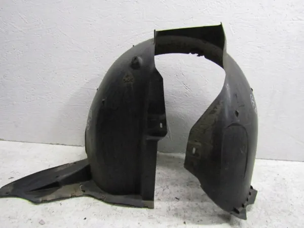 Volkswagen OE 2K5805912G Arco da Roda - Usado image 2