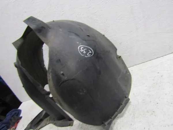 Volkswagen OE 2K5805912G Arco da Roda - Usado image 3