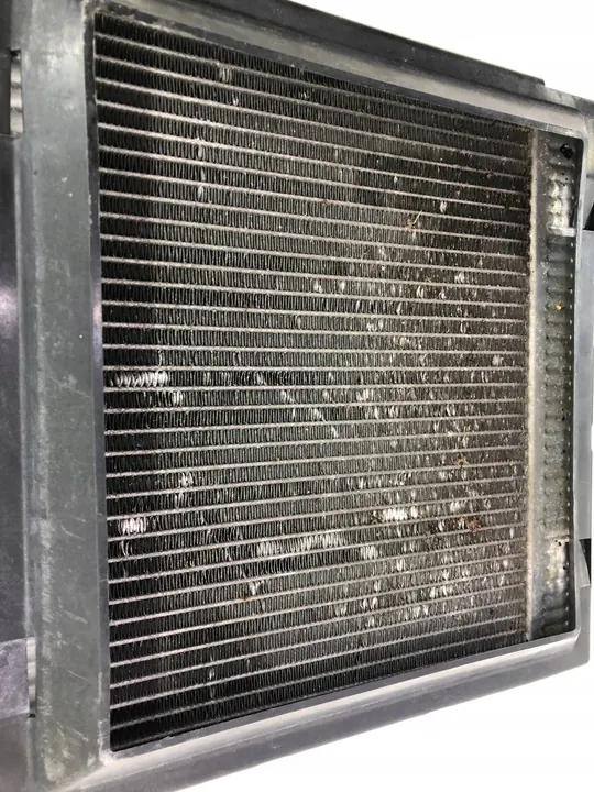 BMW 5 G30 G11 G12 Enfriador de Agua Adicional 8619383 image 5