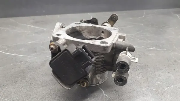 Drosselklappe Opel Omega B 2.0 image 2