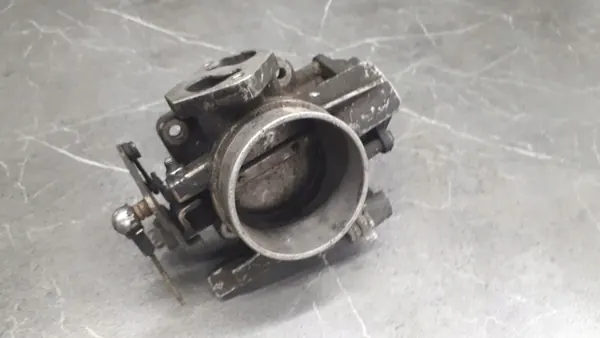 Drosselklappe Opel Omega B 2.0 image 5