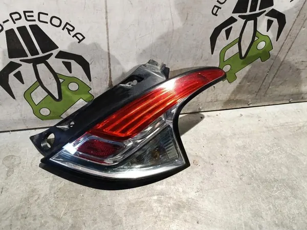 Lancia Ypsilon III Luz Trasera Derecha 51833630 image 2