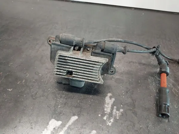 Audi A4 B5 1.8 20V Bobina de Ignição 058905105A image 5