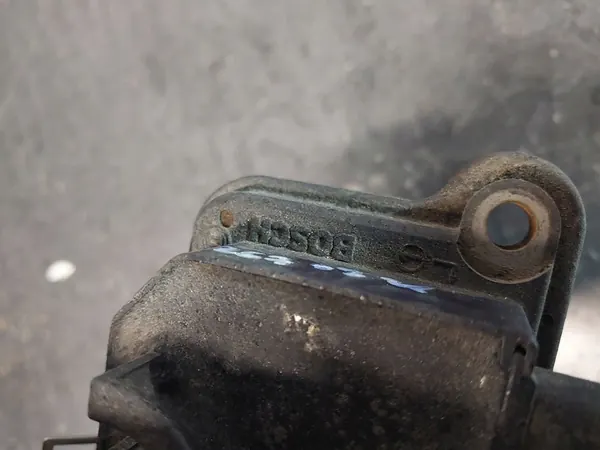 Audi A4 B5 1.8 20V Bobina de Ignição 058905105A image 6