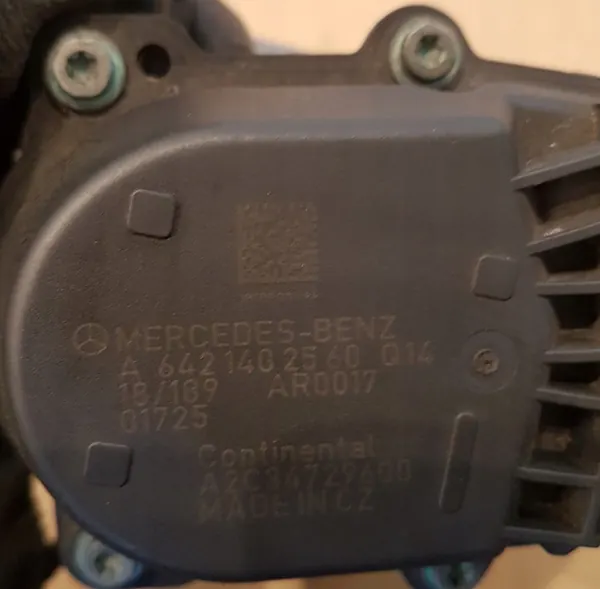 Válvula EGR Mercedes 3.0 CDI V6 A6421402560 image 4