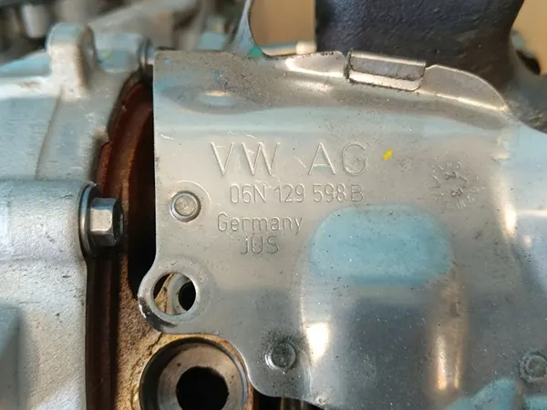 AUDI A4 B9 AVANT 2.0 TFSI 150KW TURBO 2023 R 06Q145710A image 7