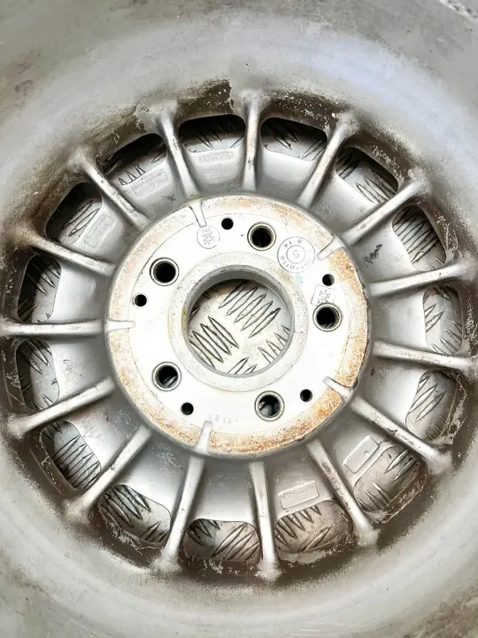 Roue de secours Mercedes-Benz OEM 30090470 6Jx14H2 image 5