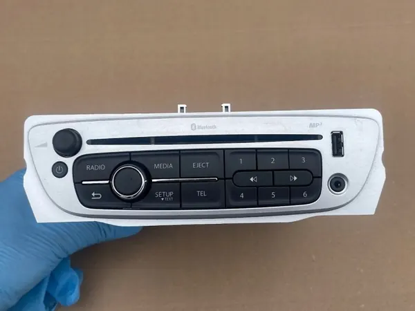 Radio CD Navigation Renault OEM 281153266R image 2