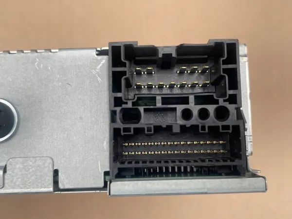 Radio CD Navigation Renault OEM 281153266R image 5