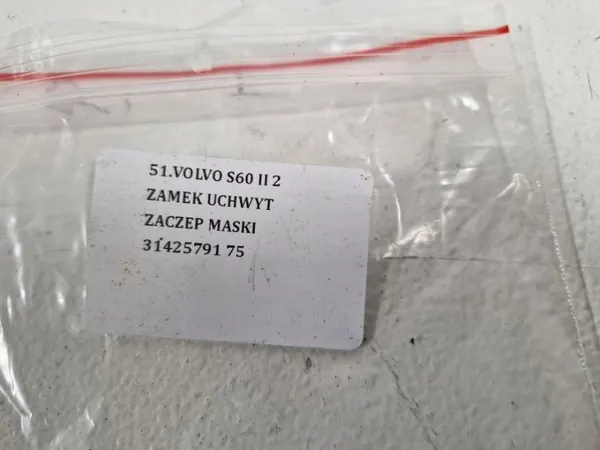 Fecho do Capô Volvo S60 II OEM 31425791 - Usado image 6