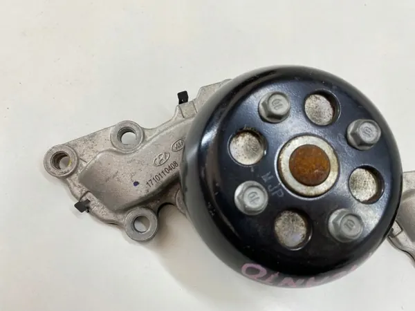 Waterpomp poelie OEM 1708220165 voor Kia Picanto III image 3