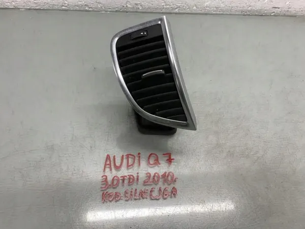 Grelha de ventilação dianteira esquerda OEM 4L0820901 Audi Q7 image 2