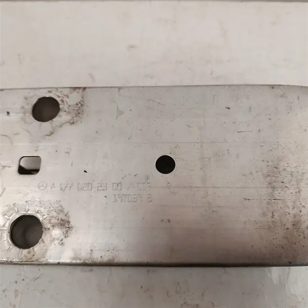 Suoja-alue Mercedes A 177 W177 A1776202300 image 3