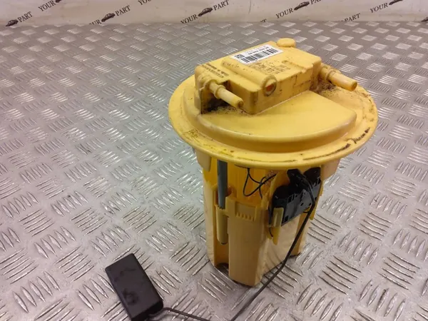 Brandstofpomp PEUGEOT RCZ 2.0L Diesel 2012 9685044880 image 3