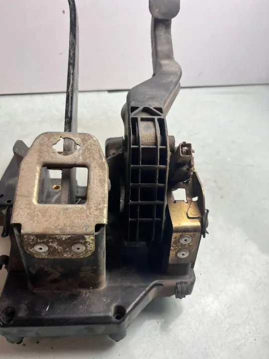 Jeu de pédales Fiat Ducato 2fl OEM 7747474 - Occasion image 3