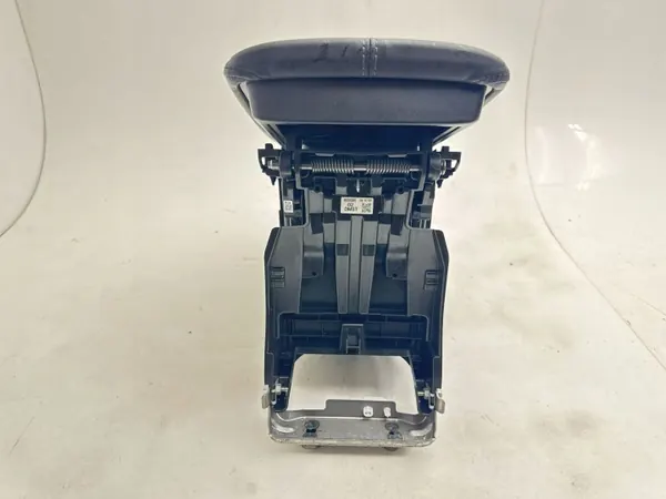 Apoio de braço consola Mazda CX-30 OEM 997MC09 image 4