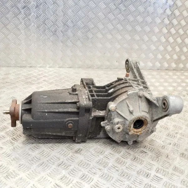 Rear Differential Chrysler Pacifica 05110008AD image 3