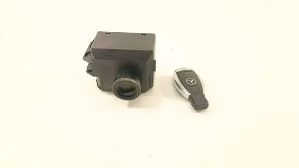 Interruptor de encendido Mercedes-Benz OEM A2469059900 - Usado image 2