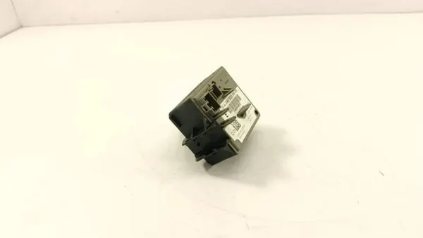 Interruptor de encendido Mercedes-Benz OEM A2469059900 - Usado image 9