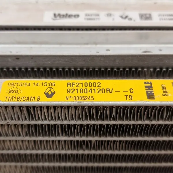 Radiador completo Renault Austral 1.2 E-TECH 200 Hybrid TCe 130 image 5