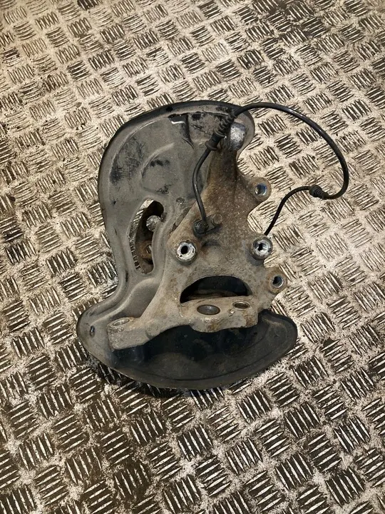 Snodo anteriore destro MERCEDES-BENZ C (W204) 2043320201 image 4