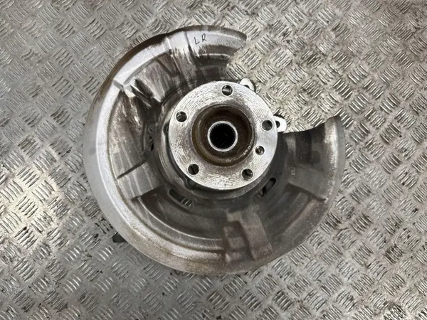 OEM 6796145 BMW 6er Hinterachsschenkel Links image 2