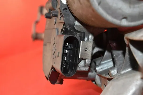 Tuulilasinpyyhkijämekanismi eteen Opel Astra 4 IV J 09-12 OEM 13262434 image 8