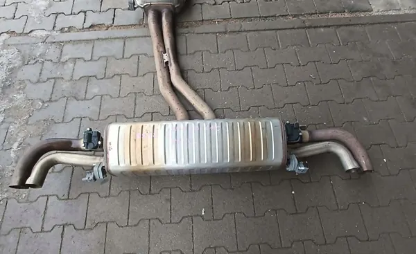 Silenciador Escape Audi OE OEM 5QA253611F Usado image 3