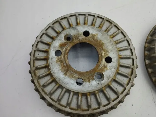 Renault Clio V Bakre bromstrumma OEM AMD114676 image 7